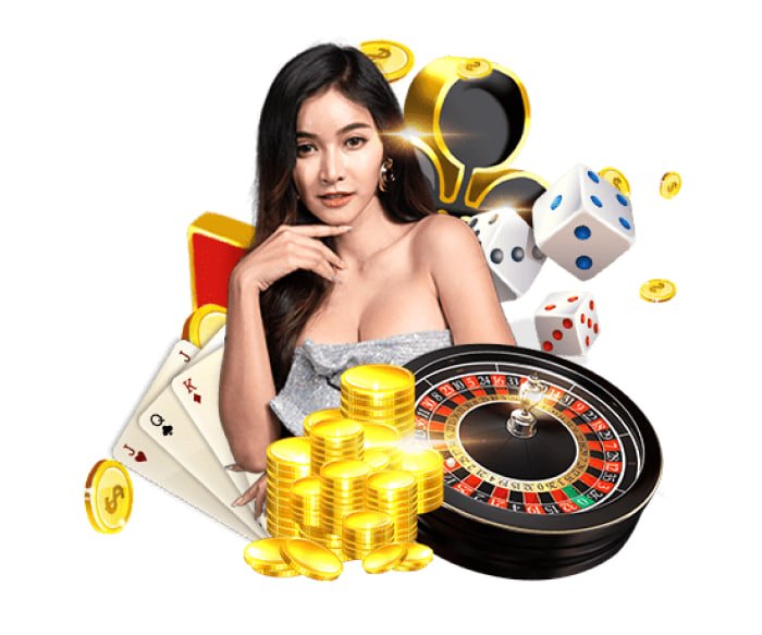 Super Sic Bo dice game table with three transparent dice and live dealer broadcast